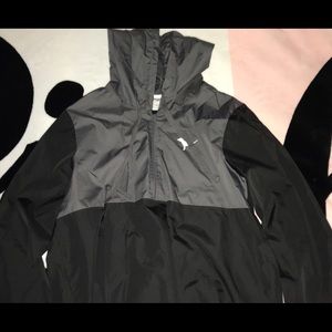 VS PINK WINDBREAKER
